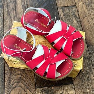 New! Red Salt Water Original Sandals US womens sz 5 Saltwater size 3